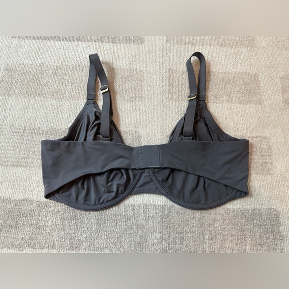 Cuup Women’s The Triangle Bra Slate (Size 38F) - Picture 4 of 10